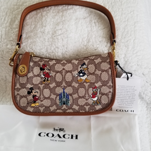 🎀NWT Authentic Disney X Coach Swinger Signature Textile Jacquard Mickey Mouse💖 - Picture 16 of 16
